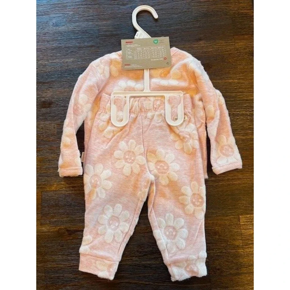 Baby Girl Pink 2 Piece Outfit with White Flowers by Huggies NWTS 6M